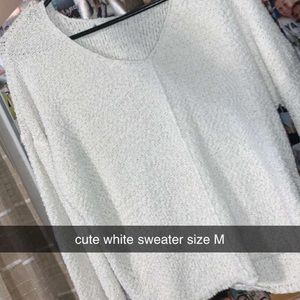 cute white sweater!!